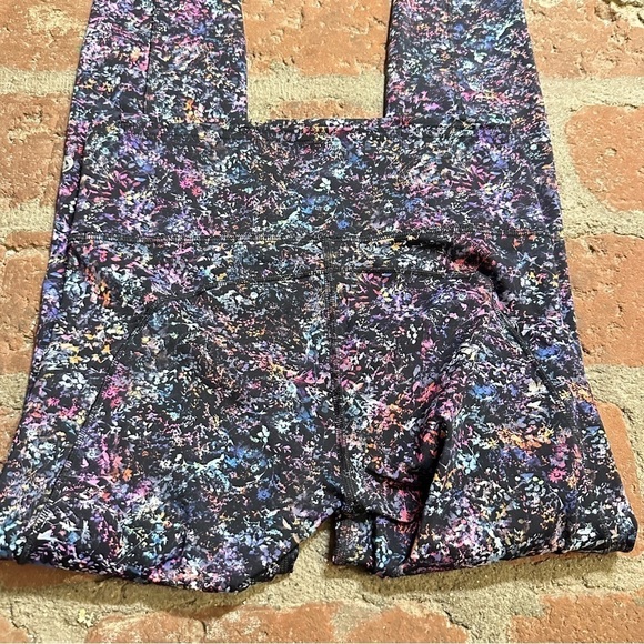 Lululemon Base Pace High-Rise Running Tight 25" Floral Spray Multi size 4 pants - Picture 12 of 15